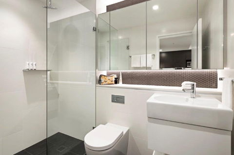Quest North Sydney - Surfers Paradise Gold Coast 1