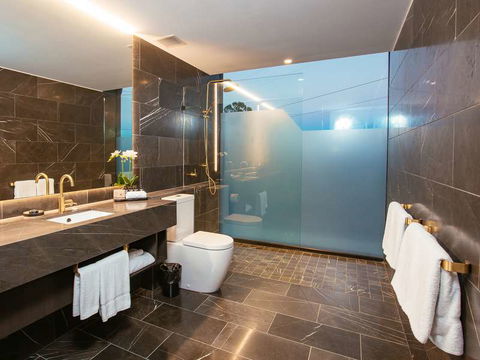 Eatons Hill Hotel - Surfers Paradise Gold Coast 2