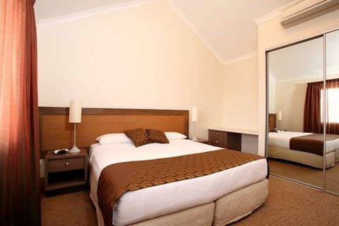Mantra Geraldton - Surfers Paradise Gold Coast 1