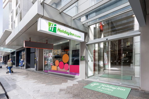 Holiday Inn & Stes Sydney Bondi Junction - Surfers Paradise Gold Coast 1