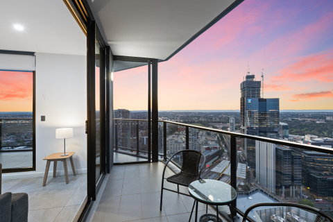 Astra Apartments Parramatta - Skyrise - Surfers Paradise Gold Coast 2