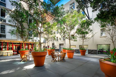 Tribeca Serviced Apartments - Surfers Paradise Gold Coast 2