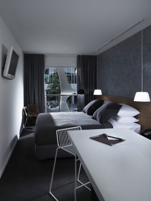 Limes Hotel - Surfers Paradise Gold Coast 2