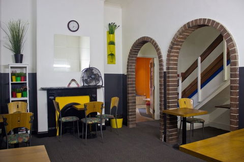 Adelaide Travellers Inn - Surfers Paradise Gold Coast 0