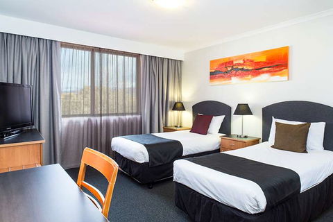 Alpha Hotel Canberra - Surfers Paradise Gold Coast 2