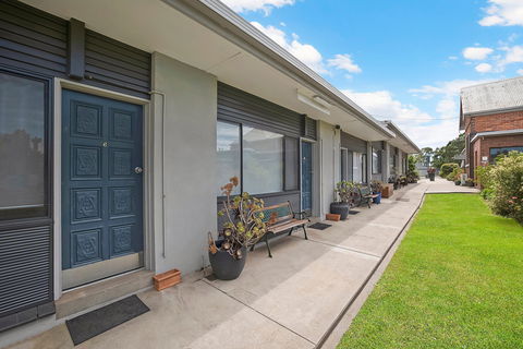 Hamilton Lakeside Motel - Surfers Paradise Gold Coast 0
