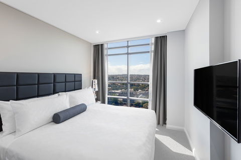 Meriton Serviced Apartments North Sydney - Surfers Paradise Gold Coast 7