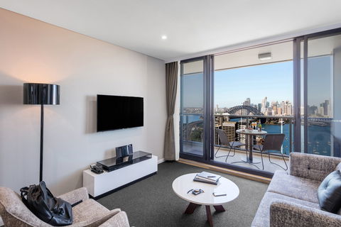 Meriton Serviced Apartments North Sydney - Surfers Paradise Gold Coast 14