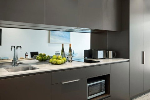Quest North Sydney - Surfers Paradise Gold Coast 13