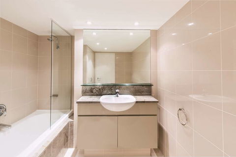 Adina Apartment Hotel Darling Harbour - Surfers Paradise Gold Coast 11