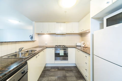 Astra Sydney CBD Pitt Street - Surfers Paradise Gold Coast 3