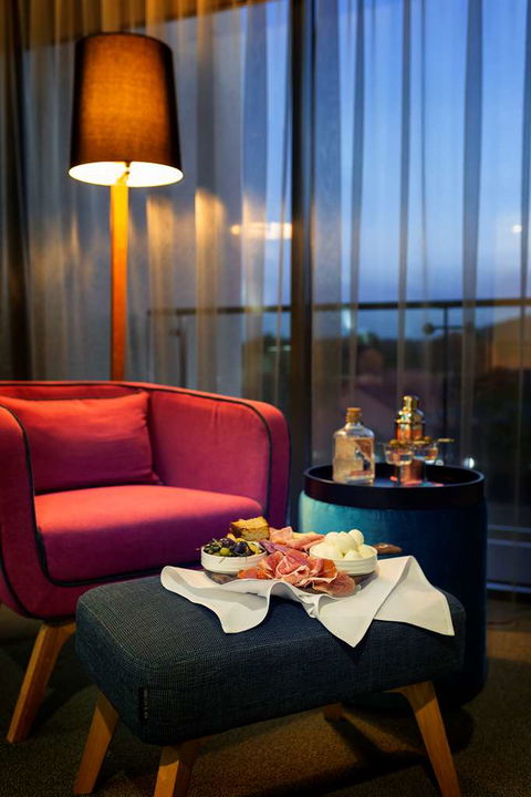 East Hotel - Surfers Paradise Gold Coast 12