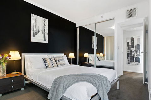 Astra Apartments Parramatta - Surfers Paradise Gold Coast 15