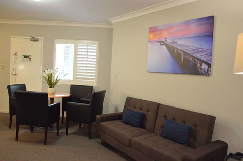 Ramada Hotel & Suites Sydney Cabramatta - Surfers Paradise Gold Coast 5