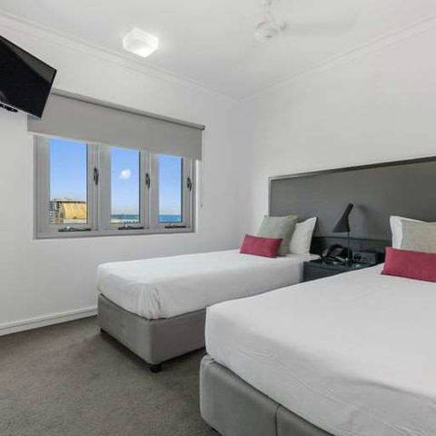 H On Mitchell Apartment Hotel - Surfers Paradise Gold Coast 4