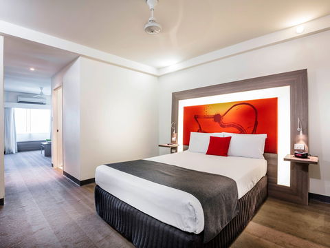 Novotel Darwin Atrium - Surfers Paradise Gold Coast 4