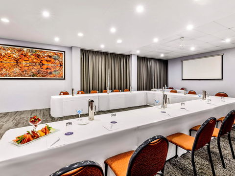 Novotel Darwin Atrium - Surfers Paradise Gold Coast 10