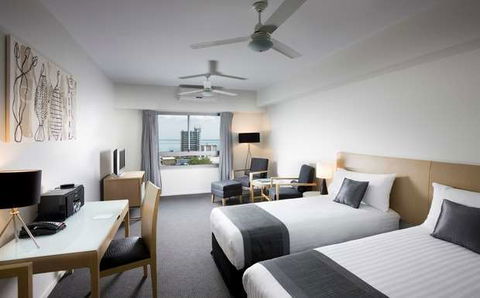 Mantra Pandanas - Surfers Paradise Gold Coast 1