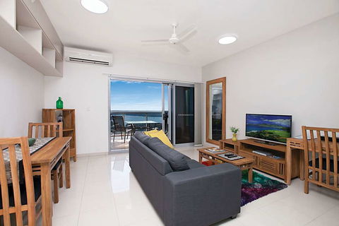 Ramada Suites Zen Quarter Darwin - Surfers Paradise Gold Coast 2