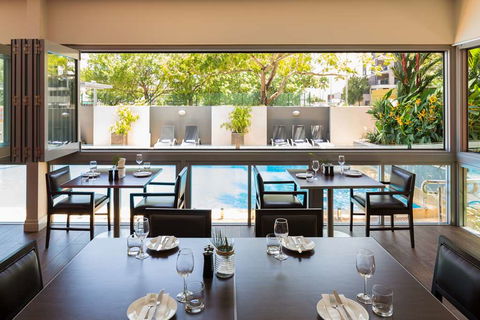 H On Smith Hotel - Surfers Paradise Gold Coast 10