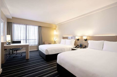DoubleTree By Hilton Esplanade Darwin - Surfers Paradise Gold Coast 3