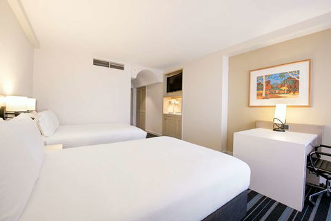 DoubleTree By Hilton Esplanade Darwin - Surfers Paradise Gold Coast 4