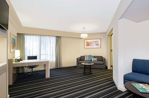DoubleTree By Hilton Esplanade Darwin - Surfers Paradise Gold Coast 5