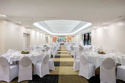 DoubleTree By Hilton Esplanade Darwin - Surfers Paradise Gold Coast 9