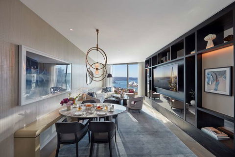 Crown Towers Sydney - Surfers Paradise Gold Coast 2