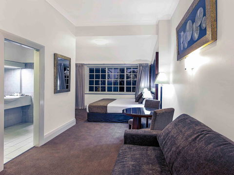 Mercure Monte Pio Hotel & Conference Ctr - Surfers Paradise Gold Coast 2