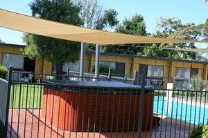 Cootamundra Gardens Motel - Surfers Paradise Gold Coast 2