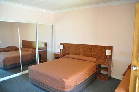 Townview Motel - Surfers Paradise Gold Coast 1