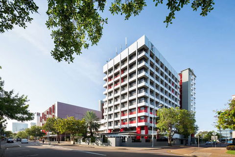 H On Smith Hotel - Surfers Paradise Gold Coast 1