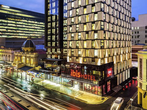 Ibis Adelaide - Surfers Paradise Gold Coast 0