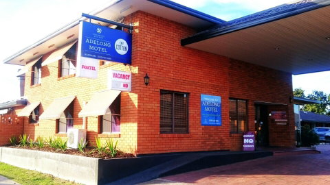 Adelong Motel - Surfers Paradise Gold Coast 1