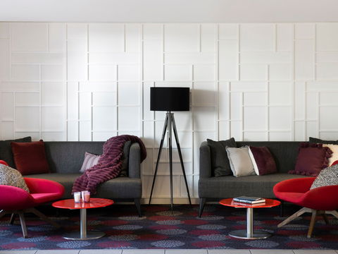 Mercure Sydney Macquarie Park - Surfers Paradise Gold Coast 1