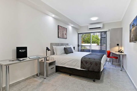 Argus Hotel Darwin - Surfers Paradise Gold Coast 1