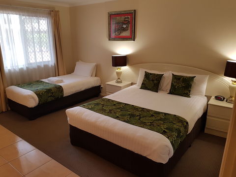 The Palms Motel, Chinchilla - Surfers Paradise Gold Coast 0