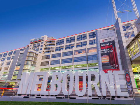 PARKROYAL Melbourne Airport - Surfers Paradise Gold Coast 1