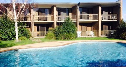 Sandown Regency Motor Inn - Surfers Paradise Gold Coast 2