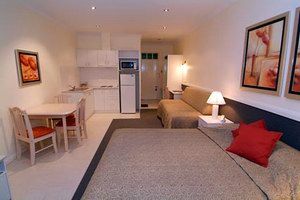 Dunsborough Central Motel - Surfers Paradise Gold Coast 1