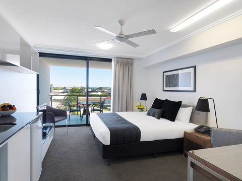 Oaks Carlyle - Surfers Paradise Gold Coast 2