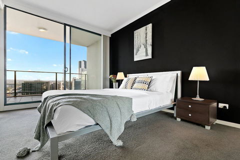 Astra Apartments Parramatta - Surfers Paradise Gold Coast 14