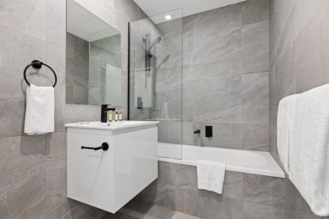 Astra Apartments Parramatta - Skyrise - Surfers Paradise Gold Coast 11