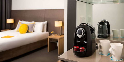 Atura Dandenong - Surfers Paradise Gold Coast 15