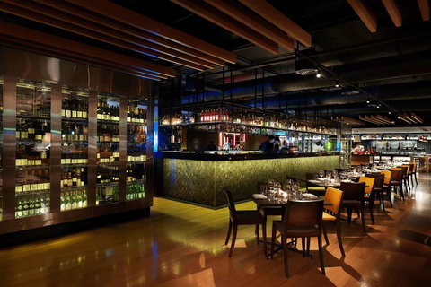 QT Canberra - Surfers Paradise Gold Coast 10