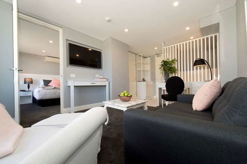 Canberra Rex Hotel - Surfers Paradise Gold Coast 9