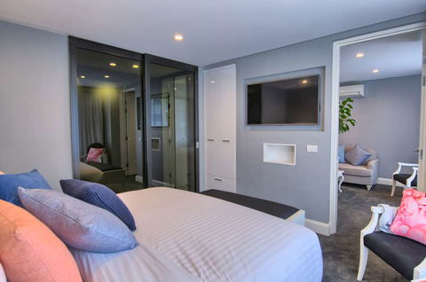 Canberra Rex Hotel - Surfers Paradise Gold Coast 10