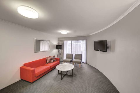 Adina Serviced Apartments James Court - Surfers Paradise Gold Coast 12