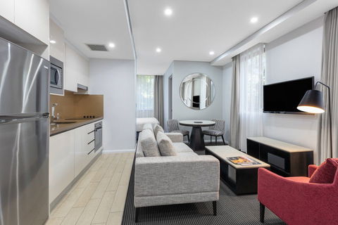 Meriton Suites North Ryde - Surfers Paradise Gold Coast 4